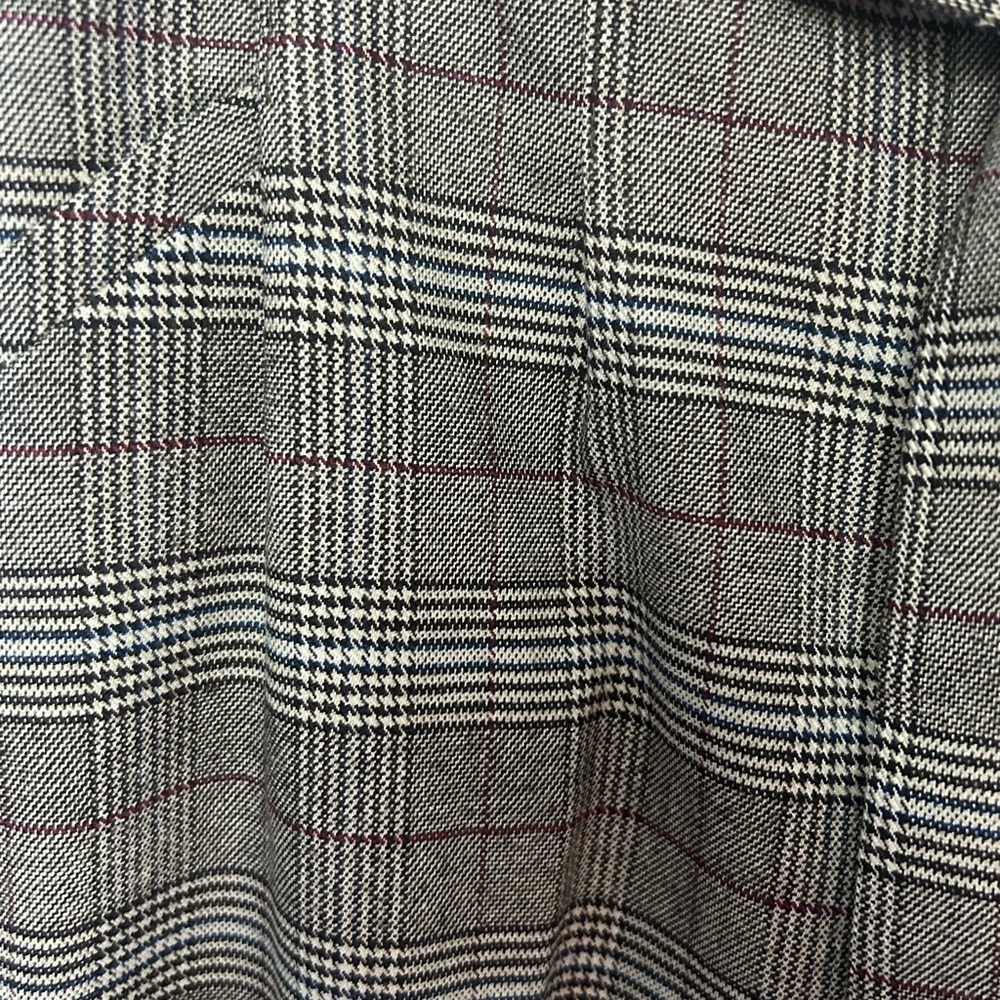 Reitmans Gray Plaid Paperbag Pants. New. - Picture 7 of 7